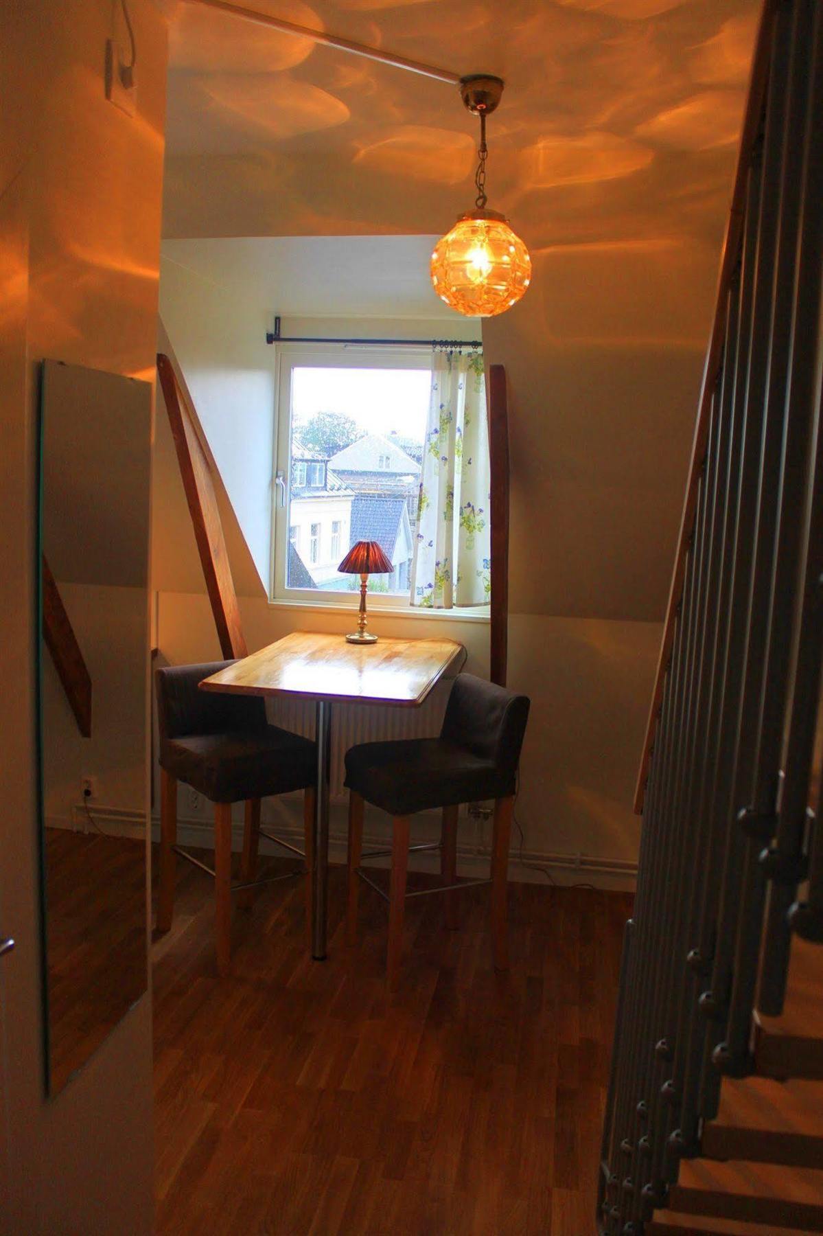 Design Hostel Mia Helsingborg Bagian luar foto