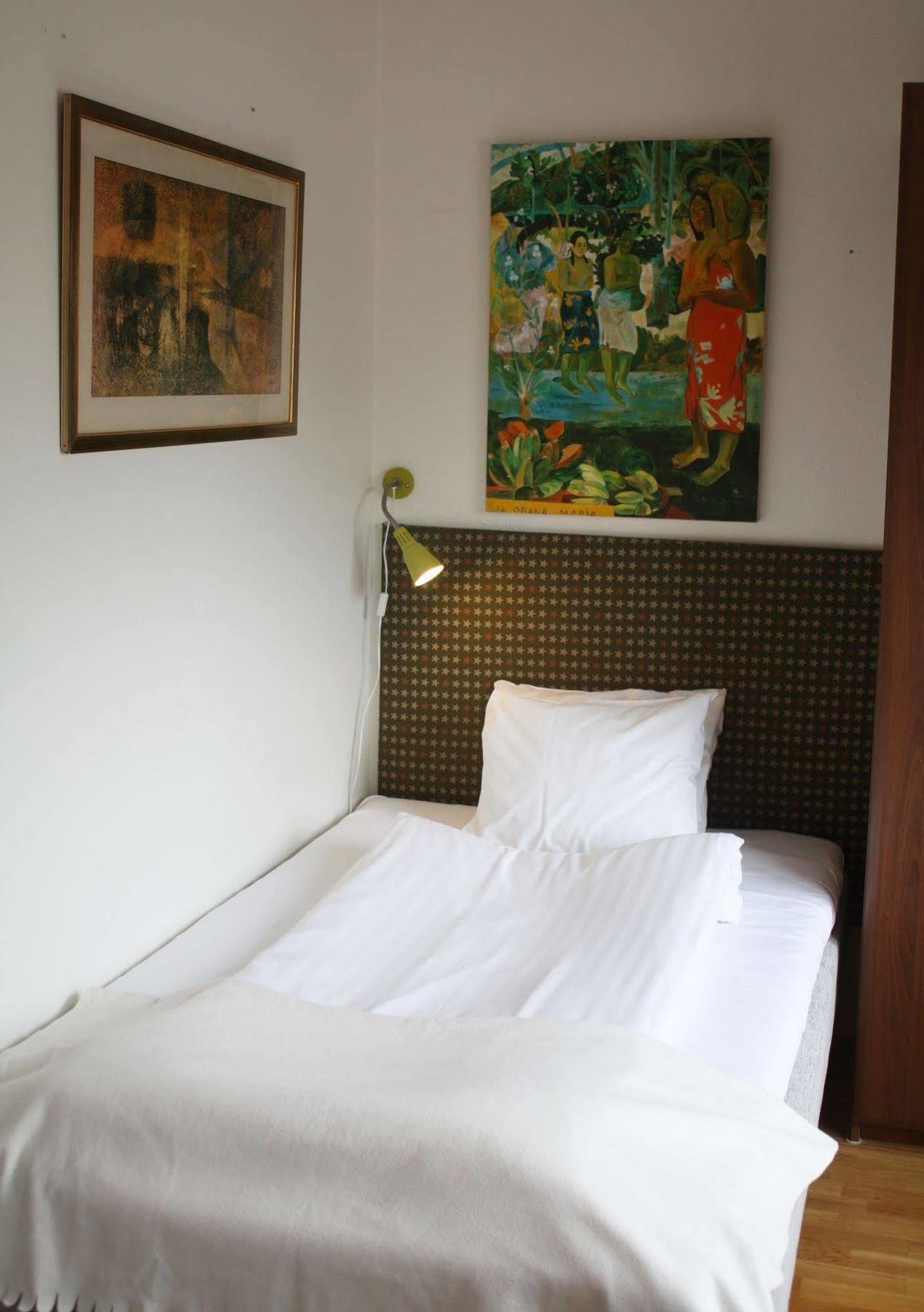 Design Hostel Mia Helsingborg Bagian luar foto