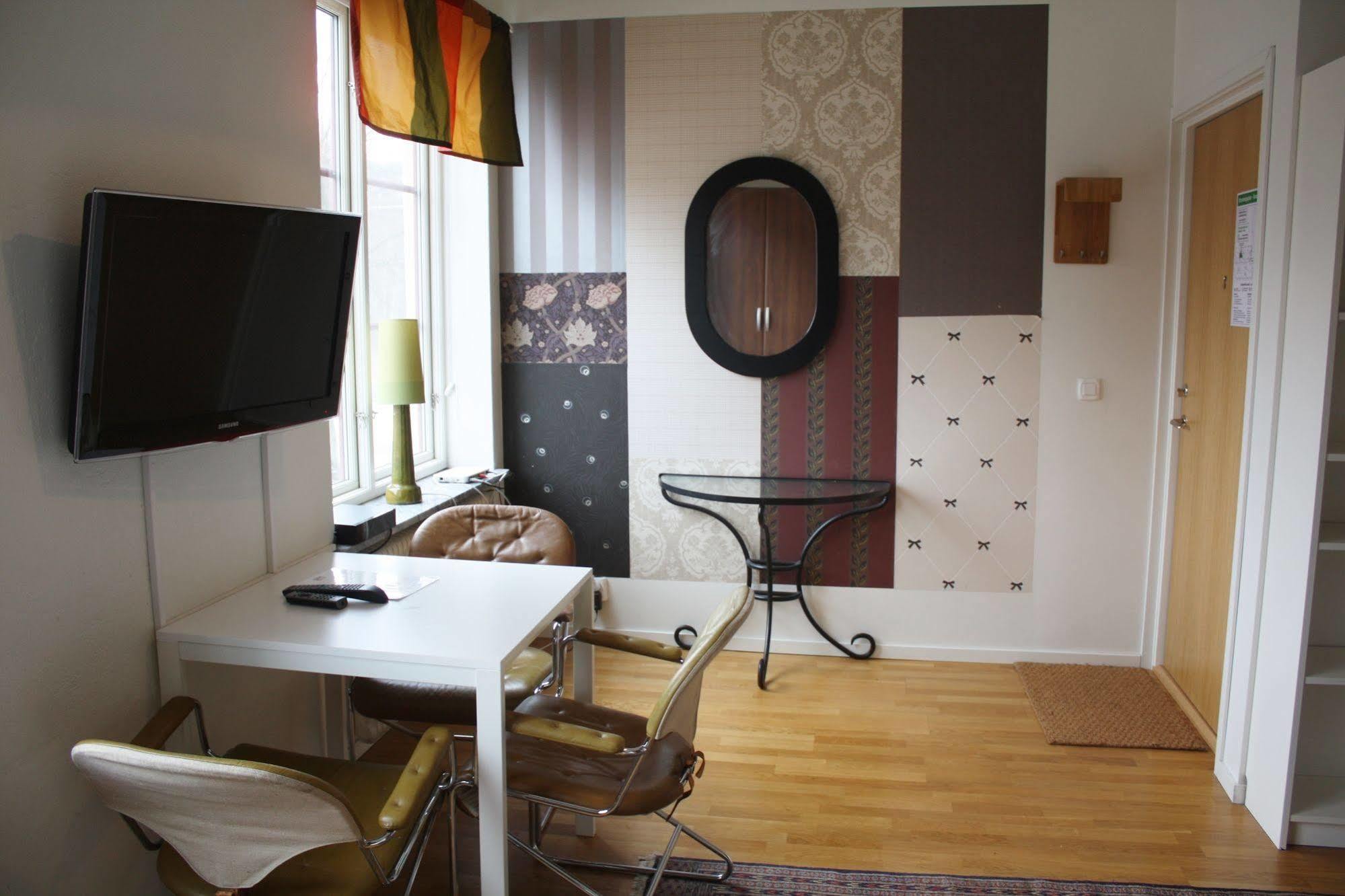 Design Hostel Mia Helsingborg Bagian luar foto